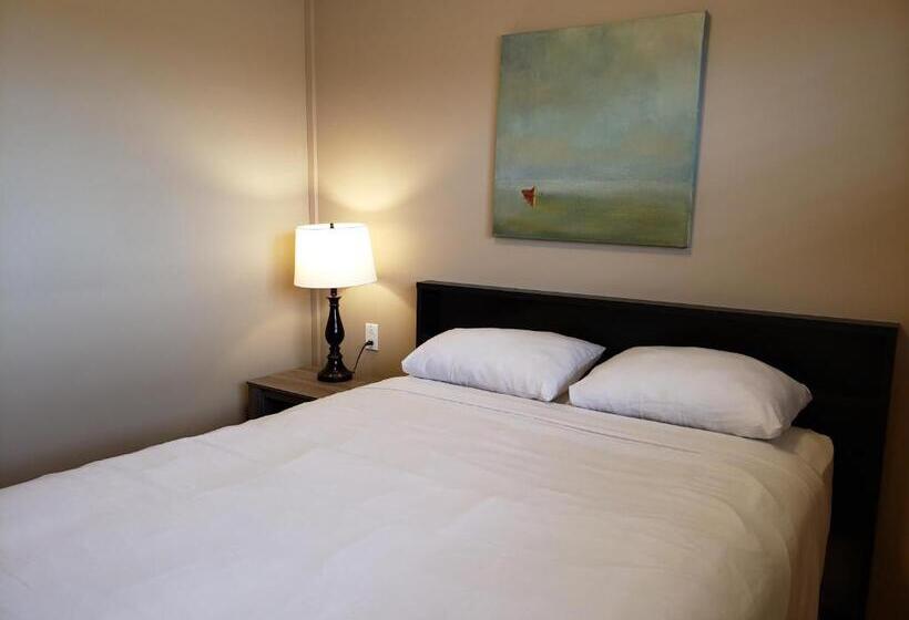 سوئیت 2 خوابه, Parlee Beach Motel