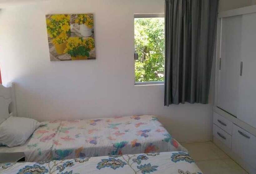 اتاق استاندارد سه نفره, Pousada Caribe Itacimirim