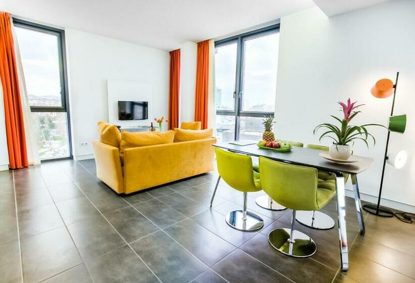 2 Bedroom Apartment, Cosmo Apartments Sants