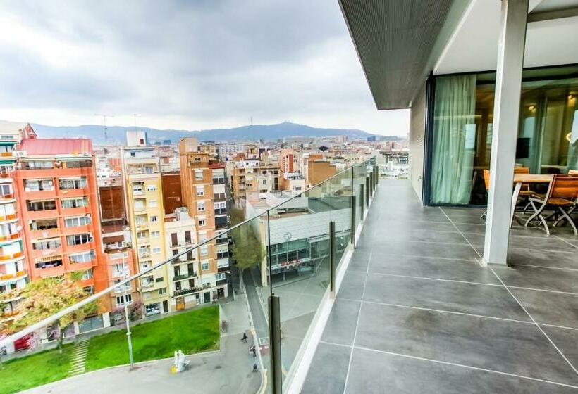 3-Bedroom Deluxe Apartment, Cosmo Apartments Sants