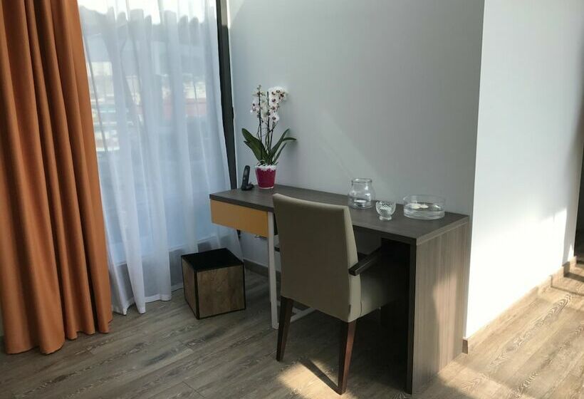 Penthouse Kamer, Cosmo Apartments Sants