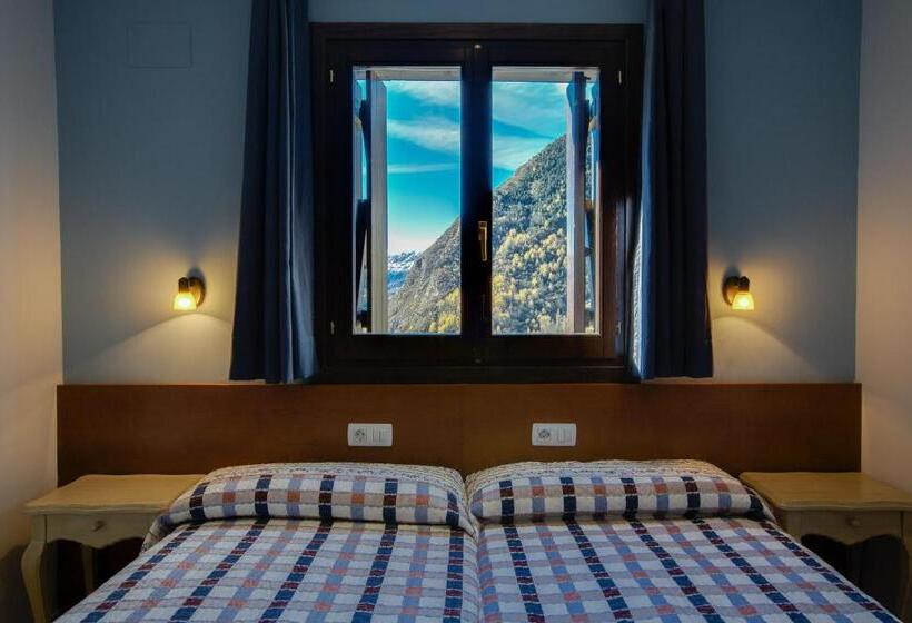 اتاق استاندارد سه نفره, Hostal Parque Natural