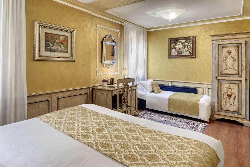 اتاق استاندارد چهار تخته, Al Piave