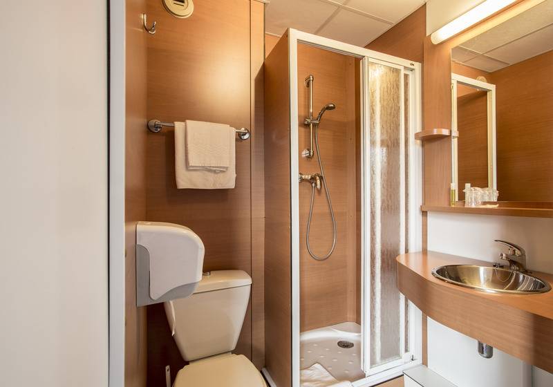 اتاق راحتی, Brit Hotel Rennes Le Castel