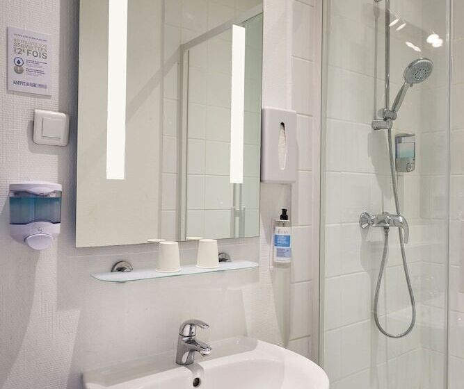 اتاق استاندارد یک نفره, Hôtel Bordeaux Clémenceau By Happyculture