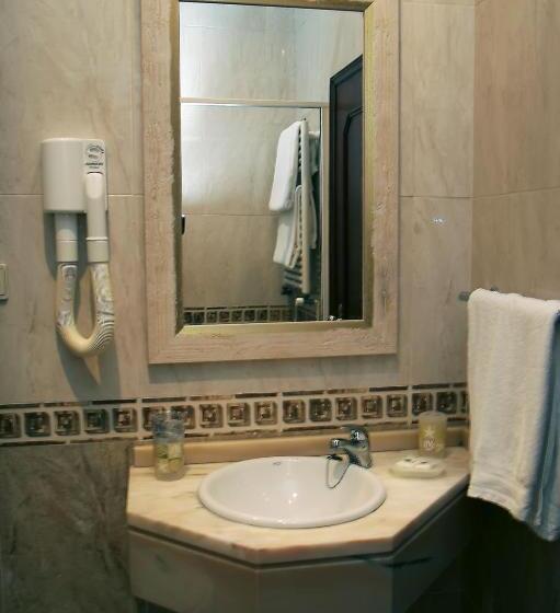 اتاق استاندارد سه نفره, Costa Do Sol B&b