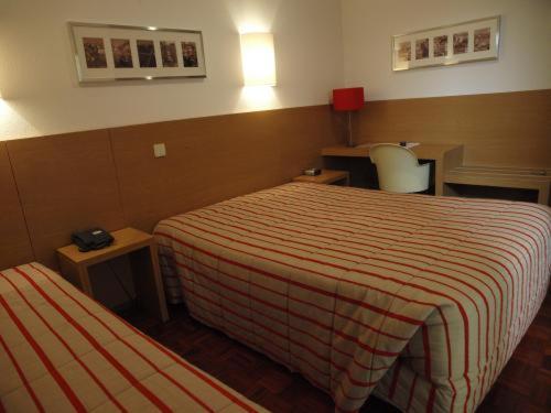 اتاق استاندارد سه نفره, Costa Do Sol B&b