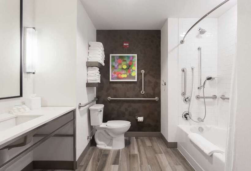 اتاق استاندارد با تخت بزرگ, Hilton Vancouver Washington