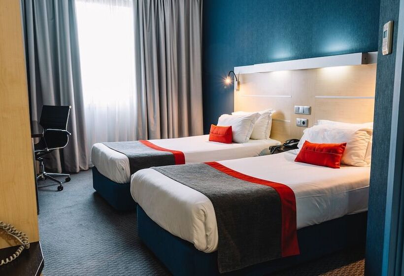 اتاق استاندارد, Holiday Inn Express Porto Exponor, An Ihg