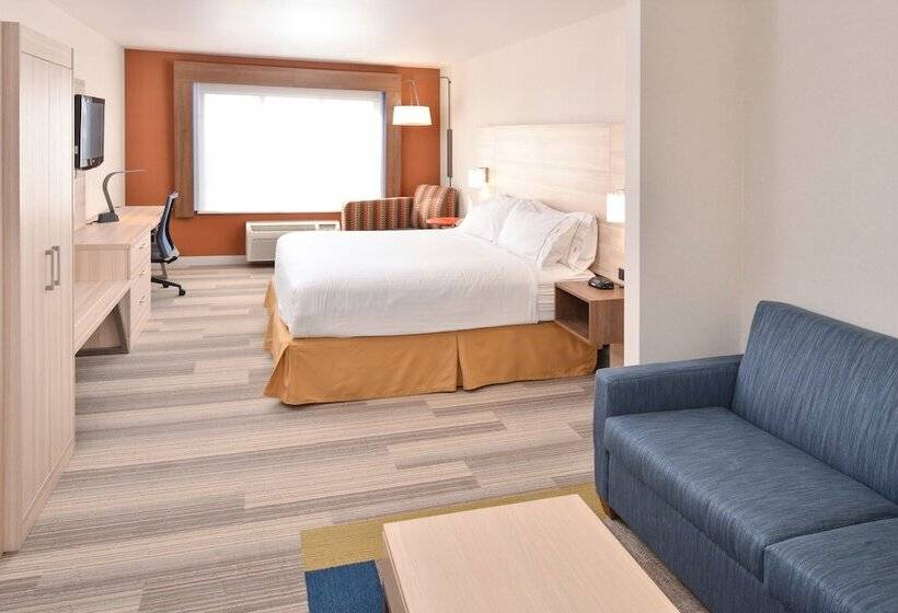 Suite, Holiday Inn Express San Diego  Otay Mesa