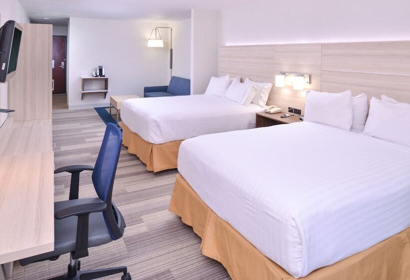 سوییت, Holiday Inn Express Hotel & Suites San Diego Otay Mesa By Ihg