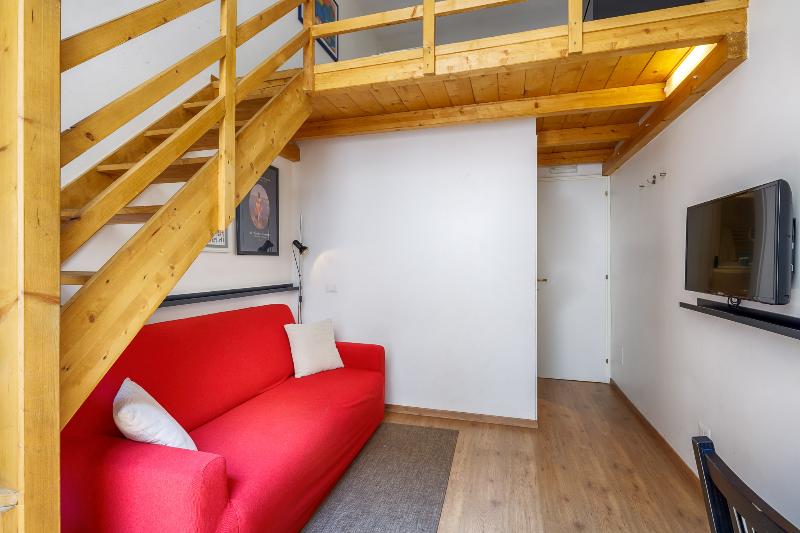 اتاق استاندارد سه نفره, Ht Residence Maximus