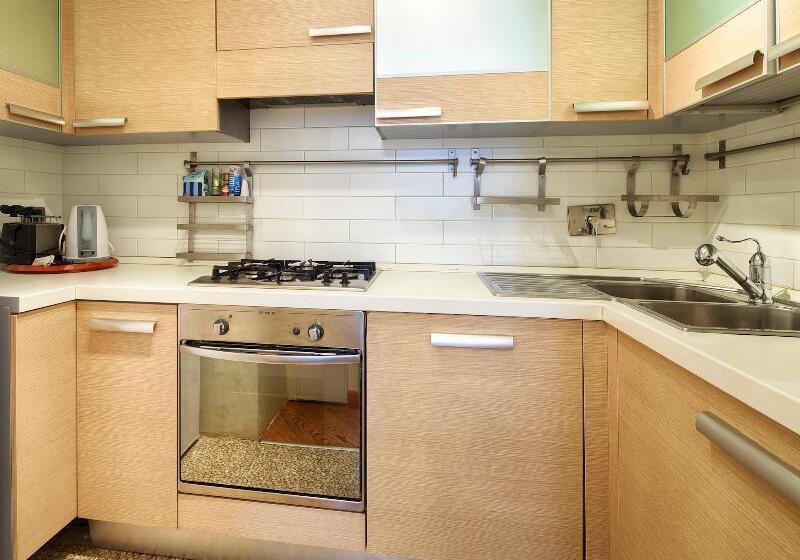 استودیوی استاندارد, Ht Residence Maximus