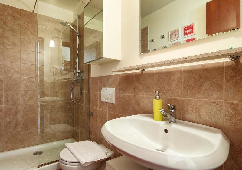 استودیوی استاندارد, Ht Residence Maximus