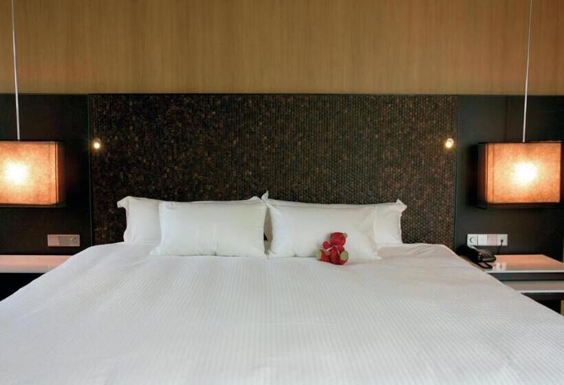 اتاق کلاسیک, Tui Blue Maduzi Hotel Bangkok