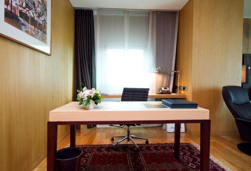 سوییت, Tui Blue Maduzi Hotel Bangkok
