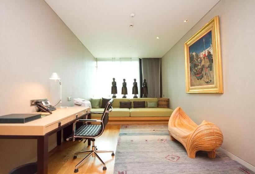 سوییت, Tui Blue Maduzi Hotel Bangkok