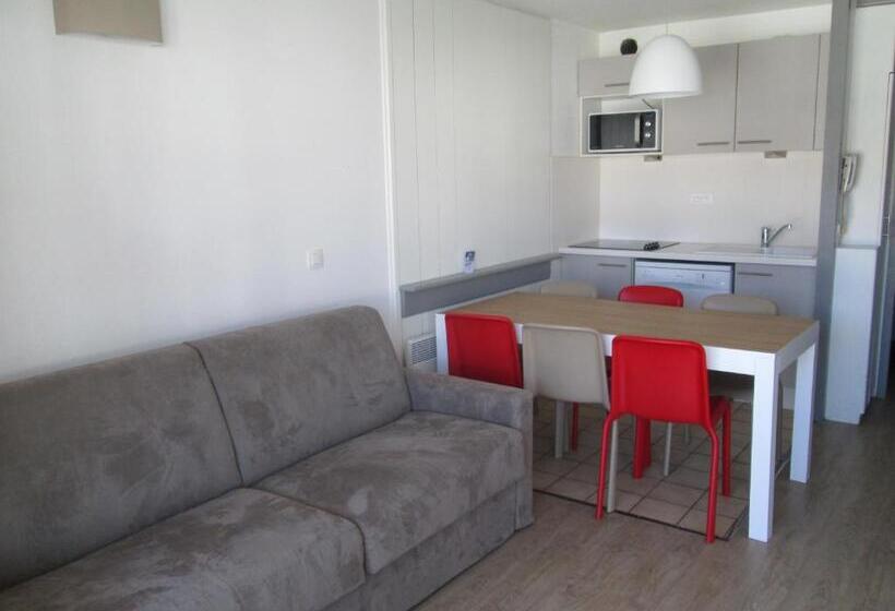 آپارتمان داخلی 2 خوابه, Residence Mer & Golf Sokoburu