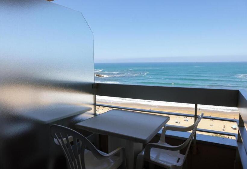 Standard Studio with Balcony, Residence Victoria Surf