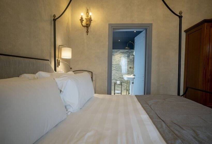 اتاق سوپریور, Villa Petriolo