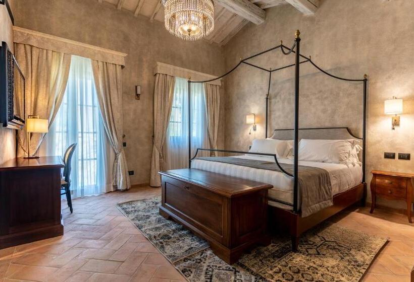 سوییت با چشمانداز استخر, Villa Petriolo
