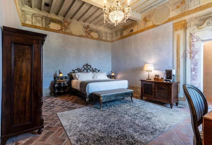 سوییت سوپریور, Villa Petriolo