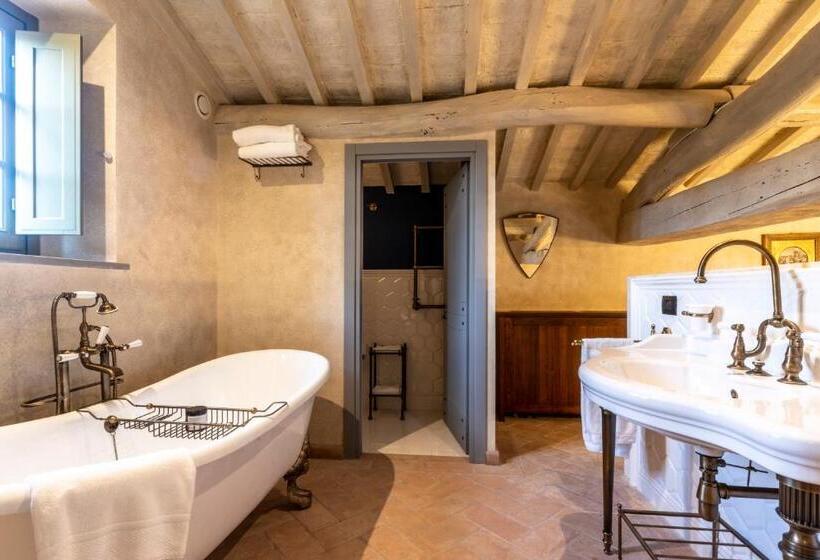 سوییت دوبلکس, Villa Petriolo