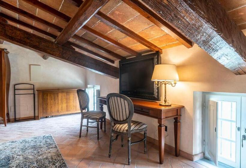 سوییت, Villa Petriolo