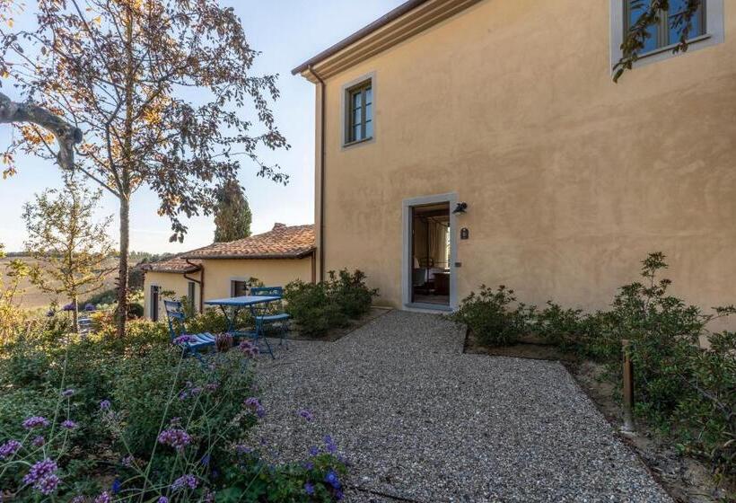 سوییت با چشمانداز استخر, Villa Petriolo