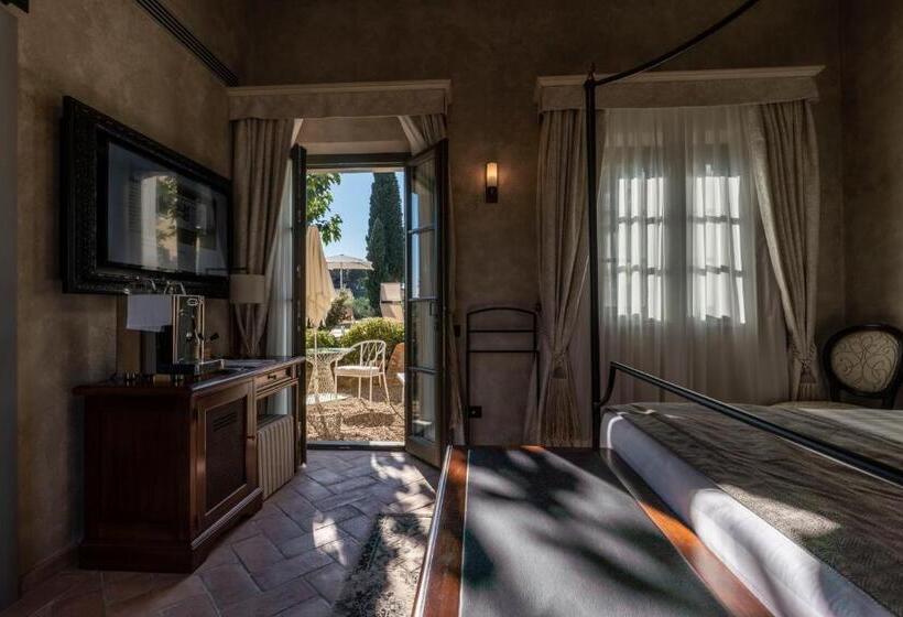 سوییت با چشمانداز استخر, Villa Petriolo