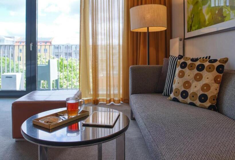استودیوی استاندارد, Adina Apartment Hotel Berlin Mitte