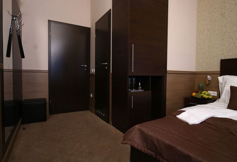 اتاق استاندارد, Central Hotel 21 And Apartments