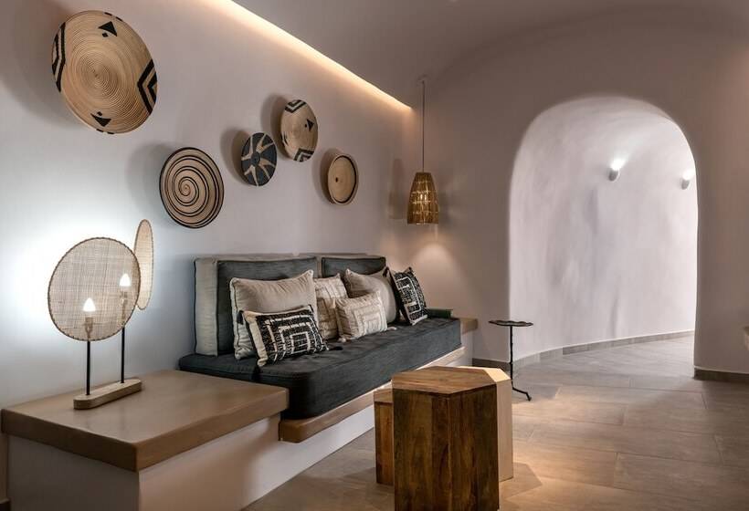 ویلای یک اتاق خوابه با استخر شنا, Athermi Suites  Adults Only