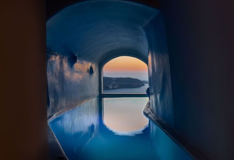 ویلای یک اتاق خوابه با استخر شنا, Athermi Suites  Adults Only