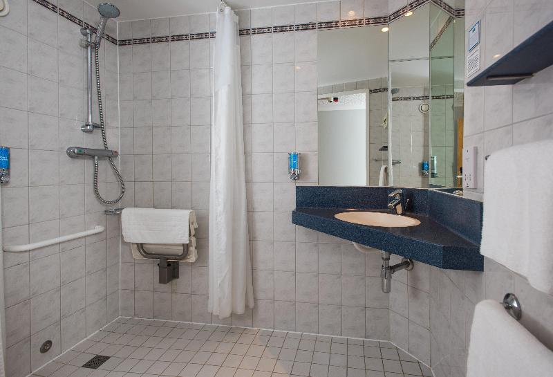 سوییت, Athermi Suites  Adults Only
