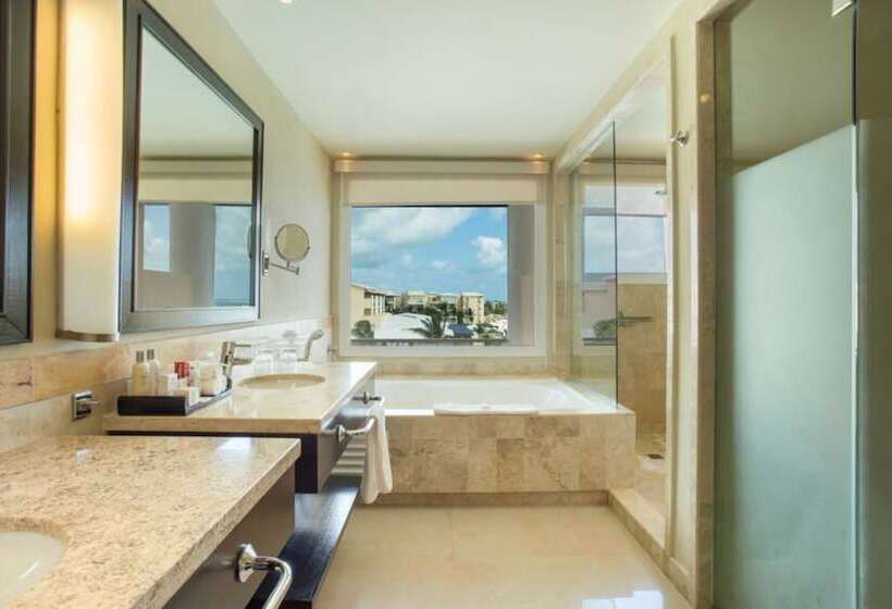 Junior Suite Lit King Size, Dreams Jade Resort & Spa  All Inclusive