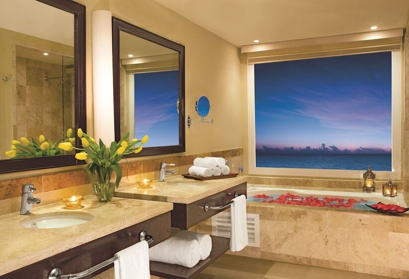 Junior Suite Sea View, Dreams Jade Resort & Spa  All Inclusive