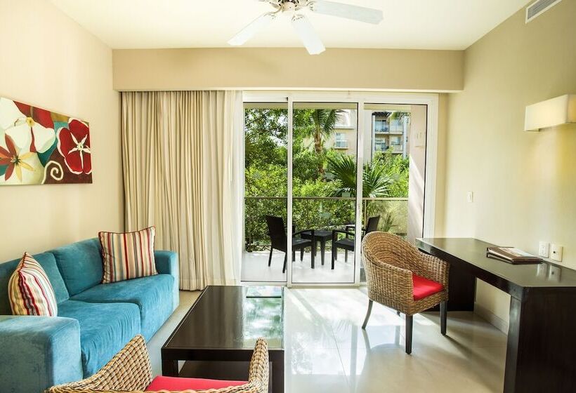 سوئیت جونیور با چشم‌انداز, Dreams Jade Resort & Spa  All Inclusive