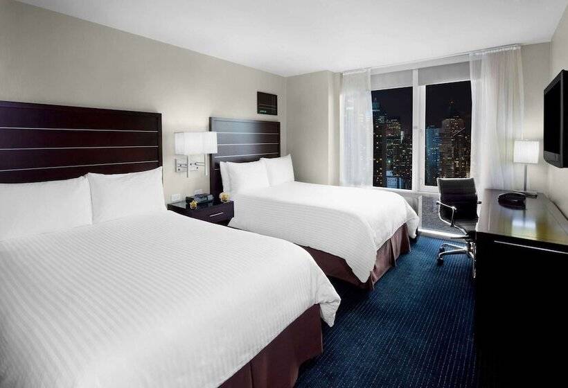 Standaardkamer met 2 Tweepersoonsbedden, Hilton New York Fashion District