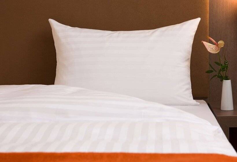 Estúdio Standard, Intercityhotel Essen