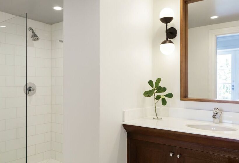 ویلای 1 خوابه, Kimpton Angler’s Hotel South Beach, An Ihg