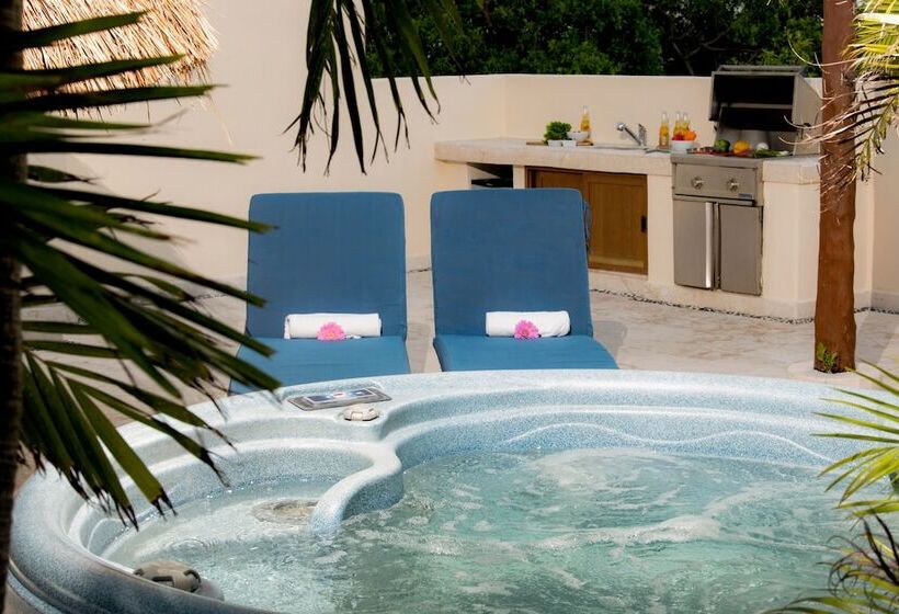 , Porto Playa Condo Hotel And Beach Club