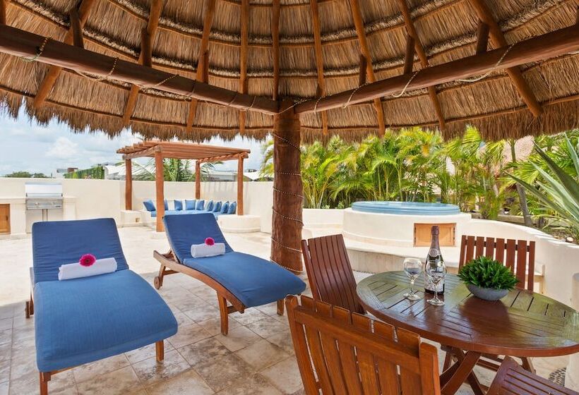 , Porto Playa Condo Hotel And Beach Club