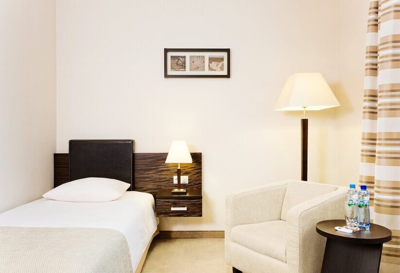 اتاق استاندارد یک نفره, Qubus Hotel Gdańsk