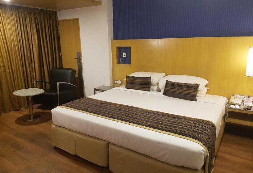 Habitación Ejecutiva, Ramee Guestline Dadar