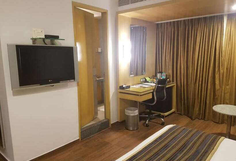 俱乐部房间, Ramee Guestline Hotel Dadar