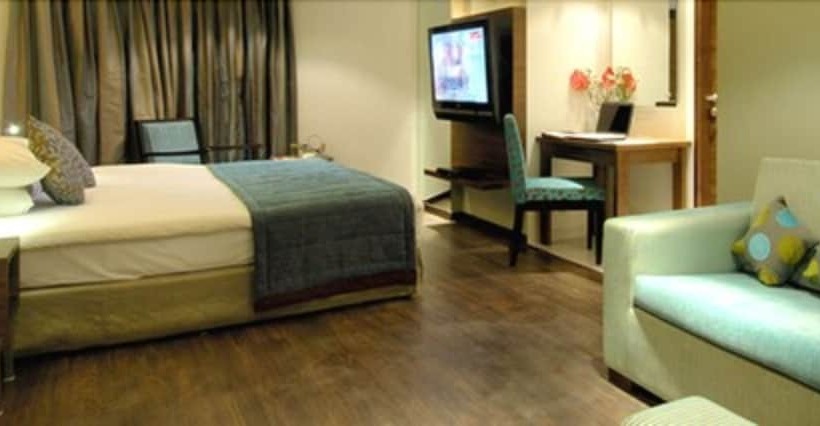 俱乐部房间, Ramee Guestline Hotel Dadar