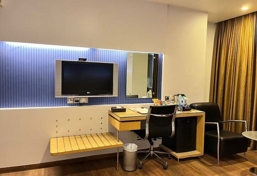 Habitación Ejecutiva, Ramee Guestline Dadar