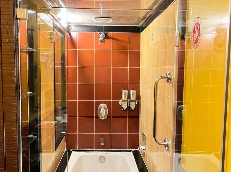 套房, Ramee Guestline Hotel Dadar