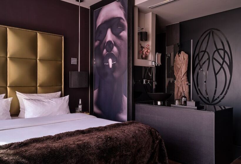 Deluxe Room, Roomers, Frankfurt, A Member Of Design S